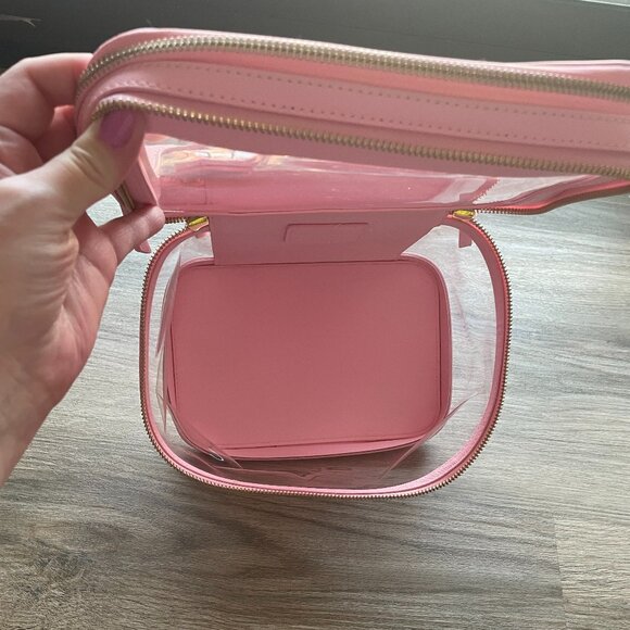 beauty goodies brand Toiletries/Cosmetics Bag   $23 - Picture 8 of 9